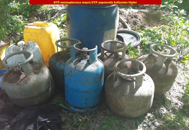 PKK’lı teröristlere ait 43 kış sığınağı imha edildi